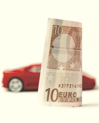 Was kostet eine Autoversicherung? money-1925950_640