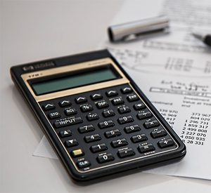 KOsten Unfallversicherung Kosten Taschenrechner