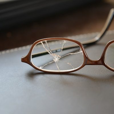 Kaputte Brille